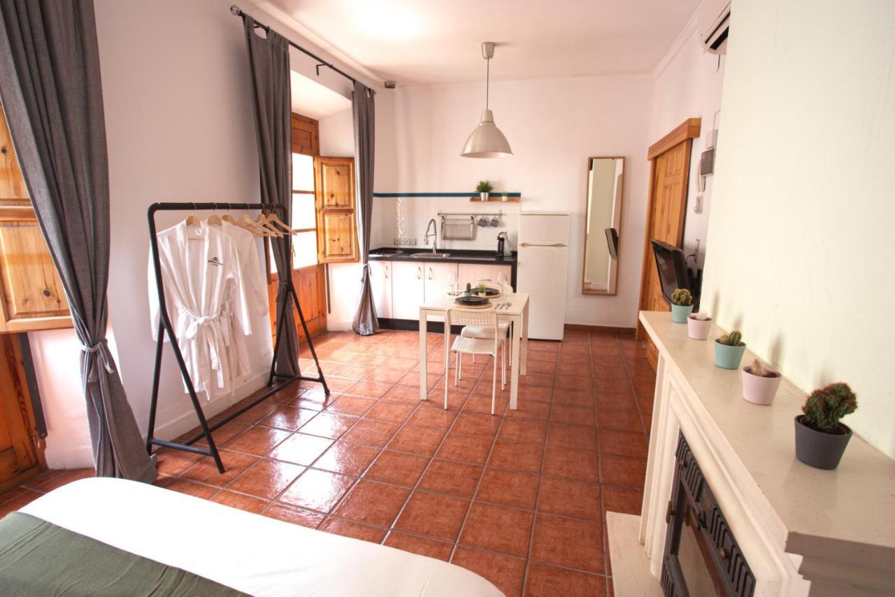 Barbatuke B&B Малага Экстерьер фото